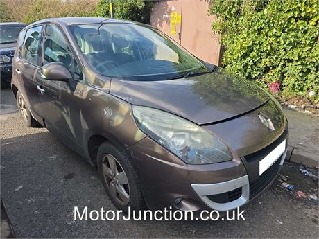 60 - BRONZE Renault Scenic Dynamique TomTom dCi UNRECORDED- EZWTXT