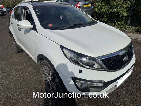 64 - WHITE Kia Sportage 3 ISG CRDi - EZWTXB