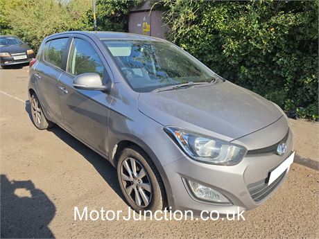 14 GREY Hyundai i20 Active - EZWKFR