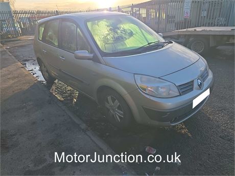 06 - GOLD Renault Grand Scenic Dynamique VVT UNRECORDED  - EZWBYX