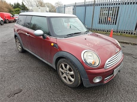 57 - RED MINI COOPER D CLUBMAN UNRECORDED - EZW-WTL