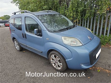 10 - BLUE FIAT QUBO DYNAMIC MULTIJET S-A  EZW-AAO