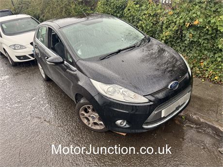 62 - BLACK Ford Fiesta Zetec - EZW-AVX