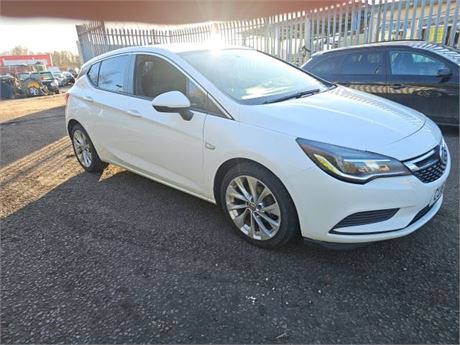 16 - WHITE VAUXHALL ASTRA DESIGN CDTI ECOFLEX S/S  UNRECORDED - EZW-PSZ