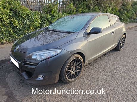 13 - GREY Renault Megane Dynamique TT Energy dCi S/S UNRECORDED - EZWCUH