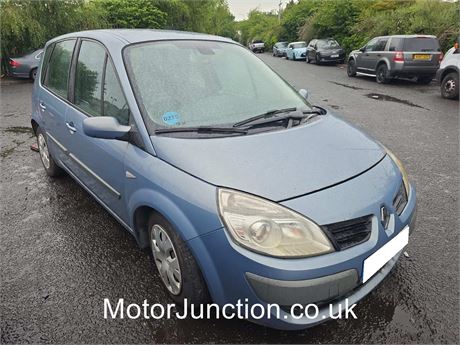 56 BLUE Renault Scenic Expression dCi 86 - EZWNHP