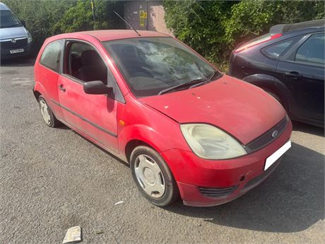04 - RED FORD FIESTA FINESSE UNRECORDED - EZW-TTK