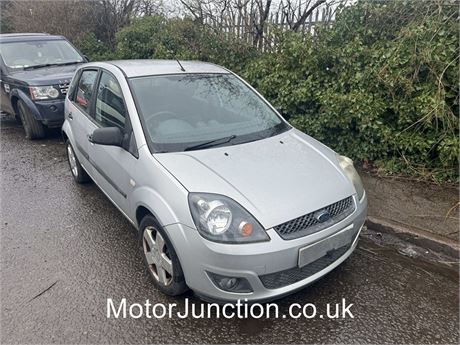 06 - SILVER Ford Fiesta Zetec Climate UNRECORDED  - EZWFVL