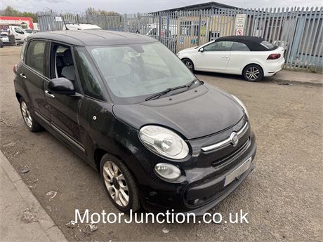 14 - BLACK Fiat 500L Popular Star UNRECORDED  - EZWWHS