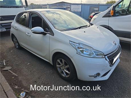 64 - WHITE PEUGEOT 208 ACTIVE EZW-TXA
