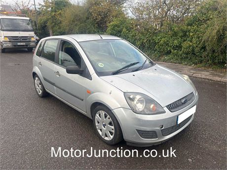 56 - SILVER Ford Fiesta Style UNRECORDED - EZW-EUY
