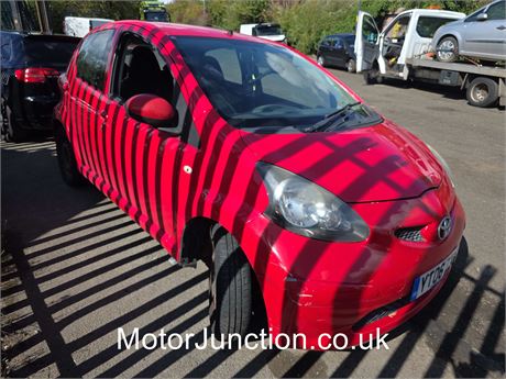 06 - RED TOYOTA AYGO+ VVT-I  UNRECORDED EZW-ZXW