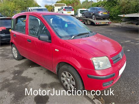 08 - RED FIAT PANDA DYNAMIC  UNRECORDED EZW-KHU