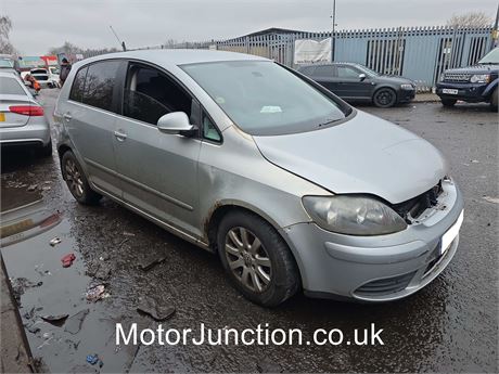 58 - SILVER Volkswagen Golf+ BlueMotion TDI - EZWHPL