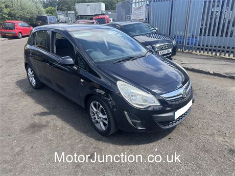 61 - BLACK Vauxhall Corsa SXi AC UNRECORDED - EZWCZG