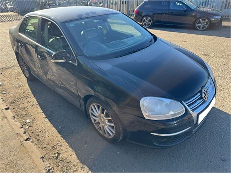 09 -  BLACK VOLKSWAGEN JETTA SPORT DSG TDI AUTO- EZW-MZX