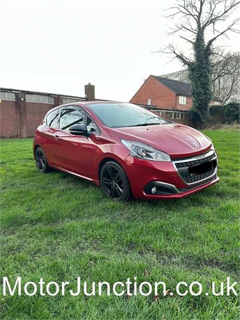 65 - RED Peugeot 208 GT Line Blue HDi S/S - EZWMXD