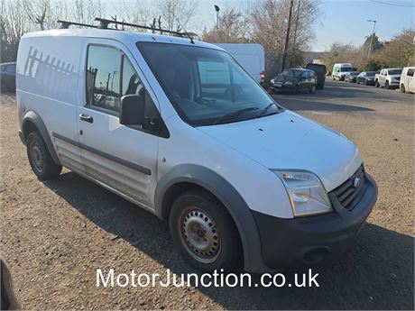 62 WHITE Ford Transit Connect T200 UNRECORDED- EZWLOD