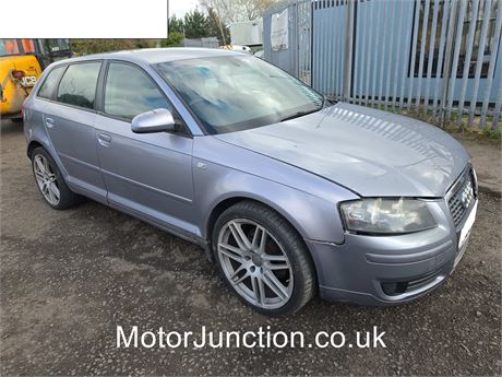 57 - SILVER Audi A3 Sportback SE TDI - EZWOBV