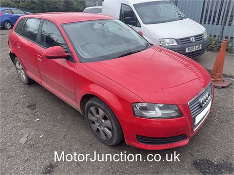 10 - RED AUDI A3 TDI - EZWSXW