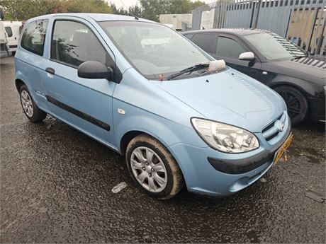 07 - BLUE HYUNDAI GETZ GSI - EZW-LCF