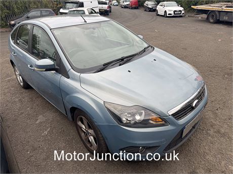 59 - BLUE FORD FOCUS ZETEC 100 AUTO  UNRECORDED - EZW-LYY