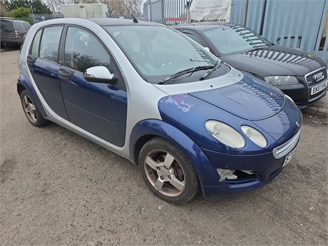 05 - SILVER smart forfour Passion Semi-Auto UNRECORDED - EZWVYR
