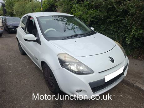 62 - WHITE Renault Clio Expression+ 16v UNRECORDED-  EZWBTX