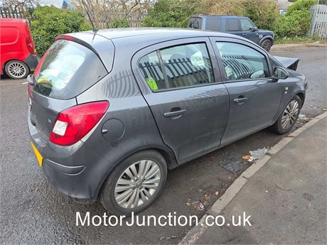 61 - GREY Vauxhall Corsa Exite AC UNRECORDED EZW-JXW