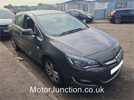 64 GREY Vauxhall Astra SRi CDTi ecoFLEX S/SUNRECORDED EZWAXA