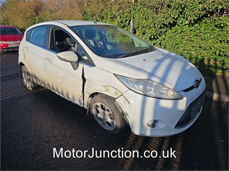61 - WHITE Ford Fiesta Zetec TDCi 70 UNRECORDED  - EZW-DXH