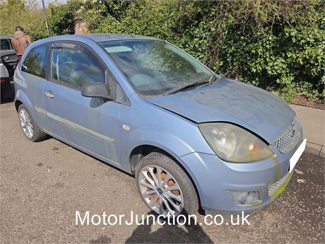 56 - BLUE Ford Fiesta Zetec Climate UNRECORDED - EZWLRY