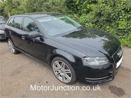 12 BLACK Audi A3 Sportback TDI - EZWNMO