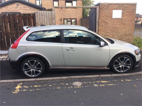 07 - SILVER VOLVO C30 SE SPORT T5 - EZP-UGY