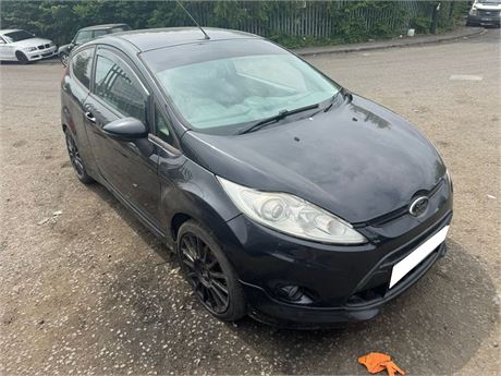 09 - BLACK FORD FIESTA ZETEC S 120 UNRECORDED - EZW-GZF