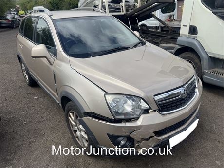 62 - YELLOW VAUXHALL ANTARA EXCLUSIV CDTI S/S  -  EZWSMW