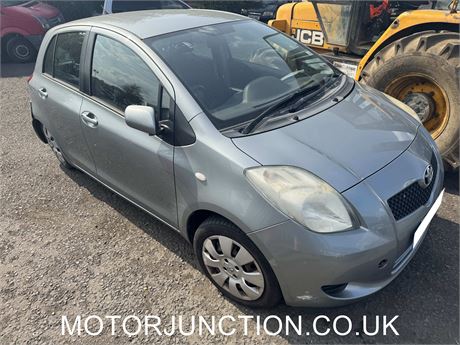 56 - SILVER TOYOTA YARIS T3  - UNRECORDED - EZW-WVK