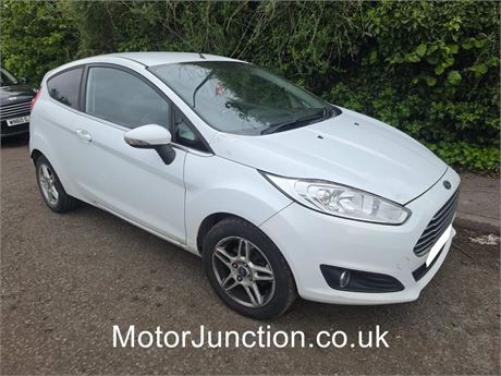 2013 WHITE Ford Fiesta Zetec UNRECORDED  -  EZWAHD
