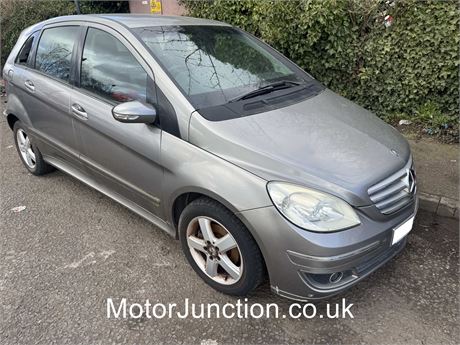 55 - GREY Mercedes-Benz B200 CDi SE  UNRECORDED - EZWGFJ