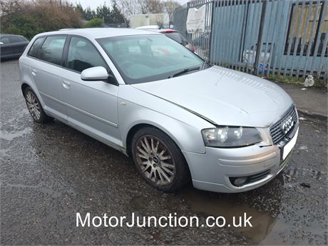 57 4SILVER Audi A3 Sportback SE TDI  - EZWXJD