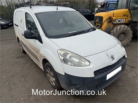 63 - WHITE Peugeot Partner CRC Hdi UNRECORDED - EZWMDY