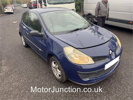 07 - BLUE RENAULT CLIO EXTREME UNRECORDED  - EZWWWO