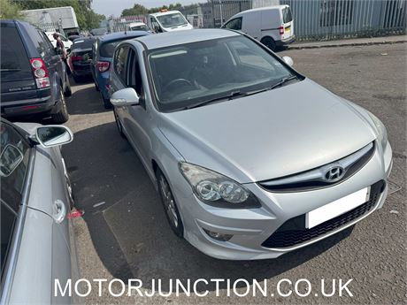 10 - SILVER HYUNDAI I30 EDITION UNRECORDED EZW-LXW