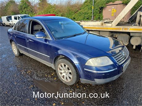 54 - BLUE Volkswagen Passat SE TDI UNRECORDED - EZWAKX